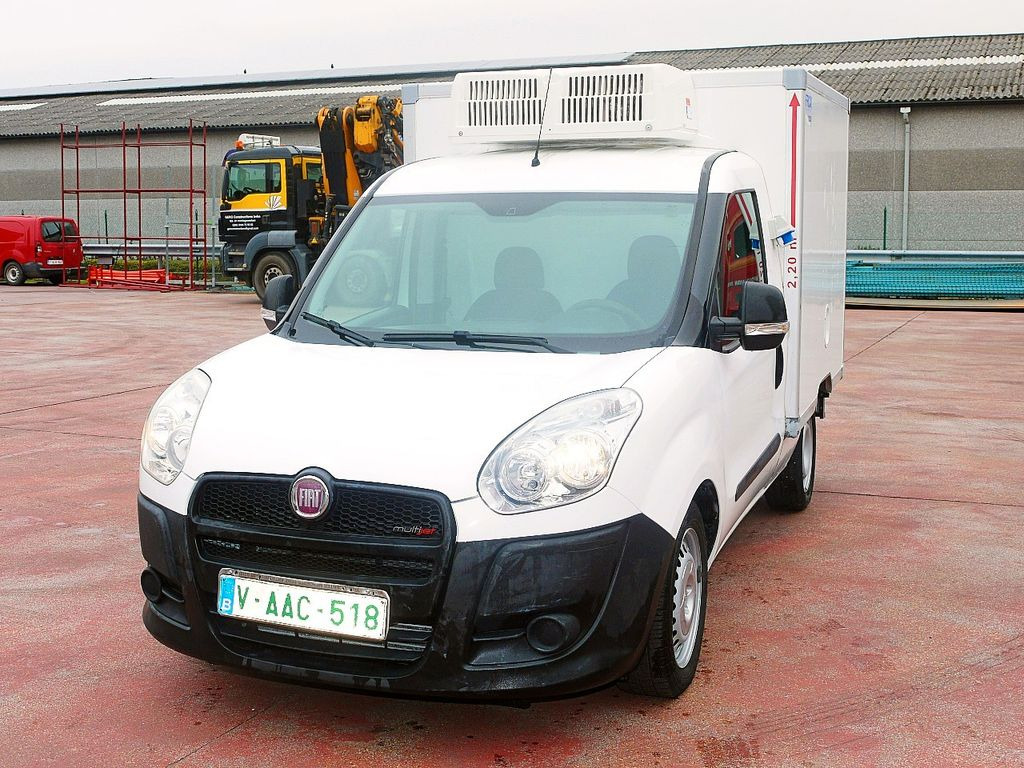 Fiat 1.3 DOBLO KUHLKOFFER RELEC FROD TR22 -20C - Carrinha frigorífica: foto 5 Fiat 1.3 DOBLO KUHLKOFFER RELEC FROD TR22 -20C - Carrinha frigorífica: foto 5