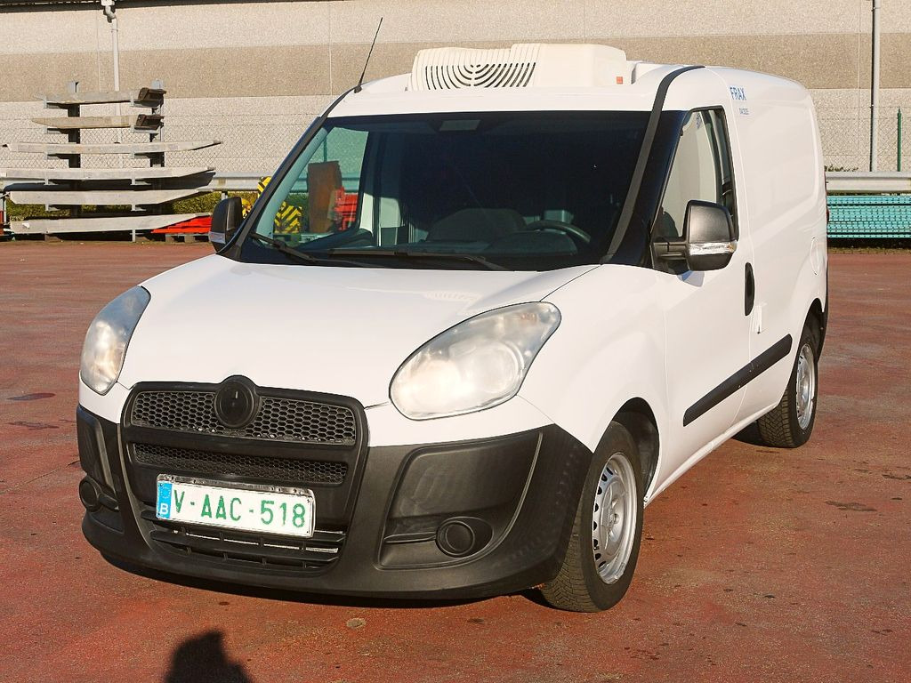Fiat DOBLO 1.3 KUHLKASTENWAGEN RELEC FROID TR10 -20c - Carrinha frigorífica: foto 4 Fiat DOBLO 1.3 KUHLKASTENWAGEN RELEC FROID TR10 -20c - Carrinha frigorífica: foto 4