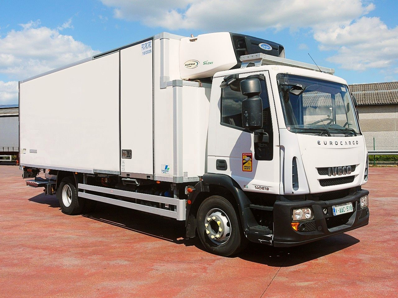 Iveco 140E19 EUROCARGO KUHLKOFFER CARRIER SUPRA 1250MT - Camião frigorífico: foto 2 Iveco 140E19 EUROCARGO KUHLKOFFER CARRIER SUPRA 1250MT - Camião frigorífico: foto 2