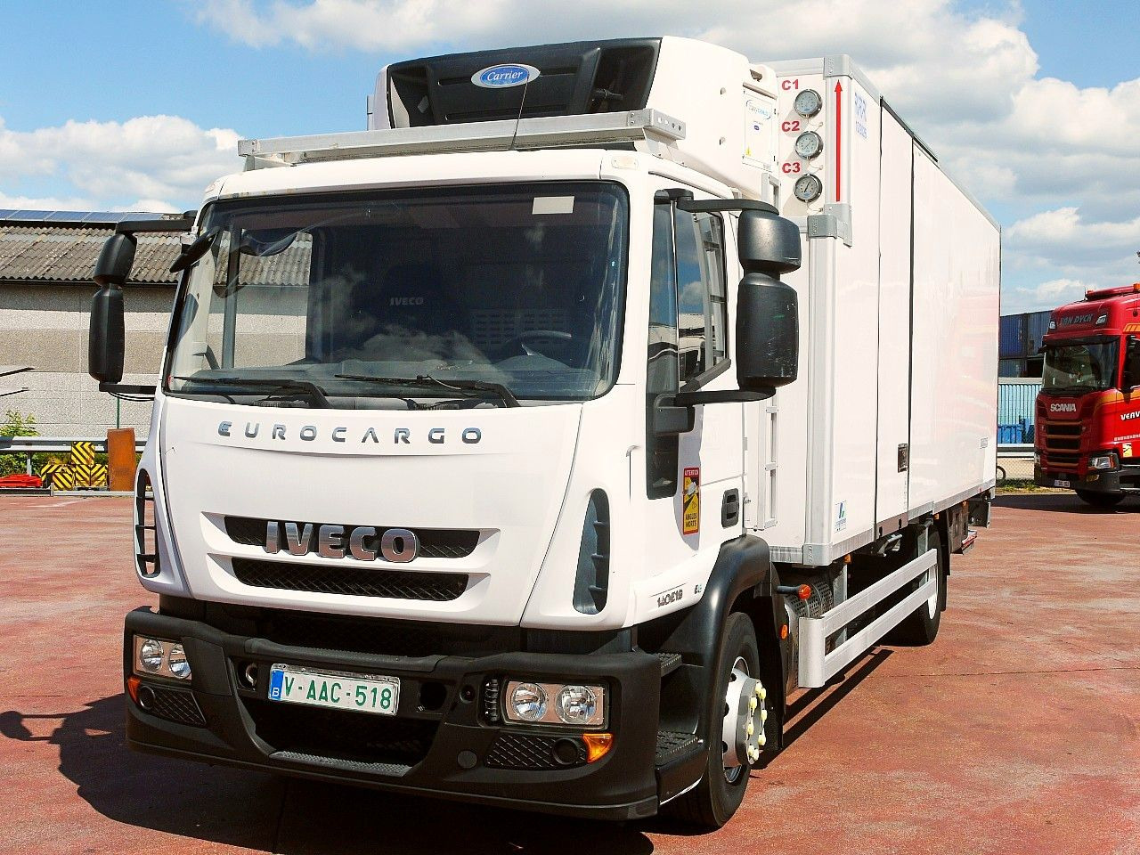 Iveco 140E19 EUROCARGO KUHLKOFFER CARRIER SUPRA 1250MT - Camião frigorífico: foto 4 Iveco 140E19 EUROCARGO KUHLKOFFER CARRIER SUPRA 1250MT - Camião frigorífico: foto 4