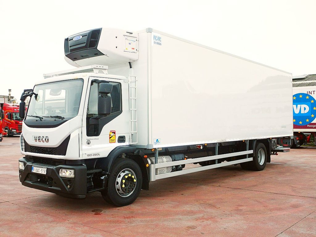 Iveco 190E28 EUROCARGO KUHLKOFFER CARRIER SUPRA 1150MT - Camião frigorífico: foto 4 Iveco 190E28 EUROCARGO KUHLKOFFER CARRIER SUPRA 1150MT - Camião frigorífico: foto 4
