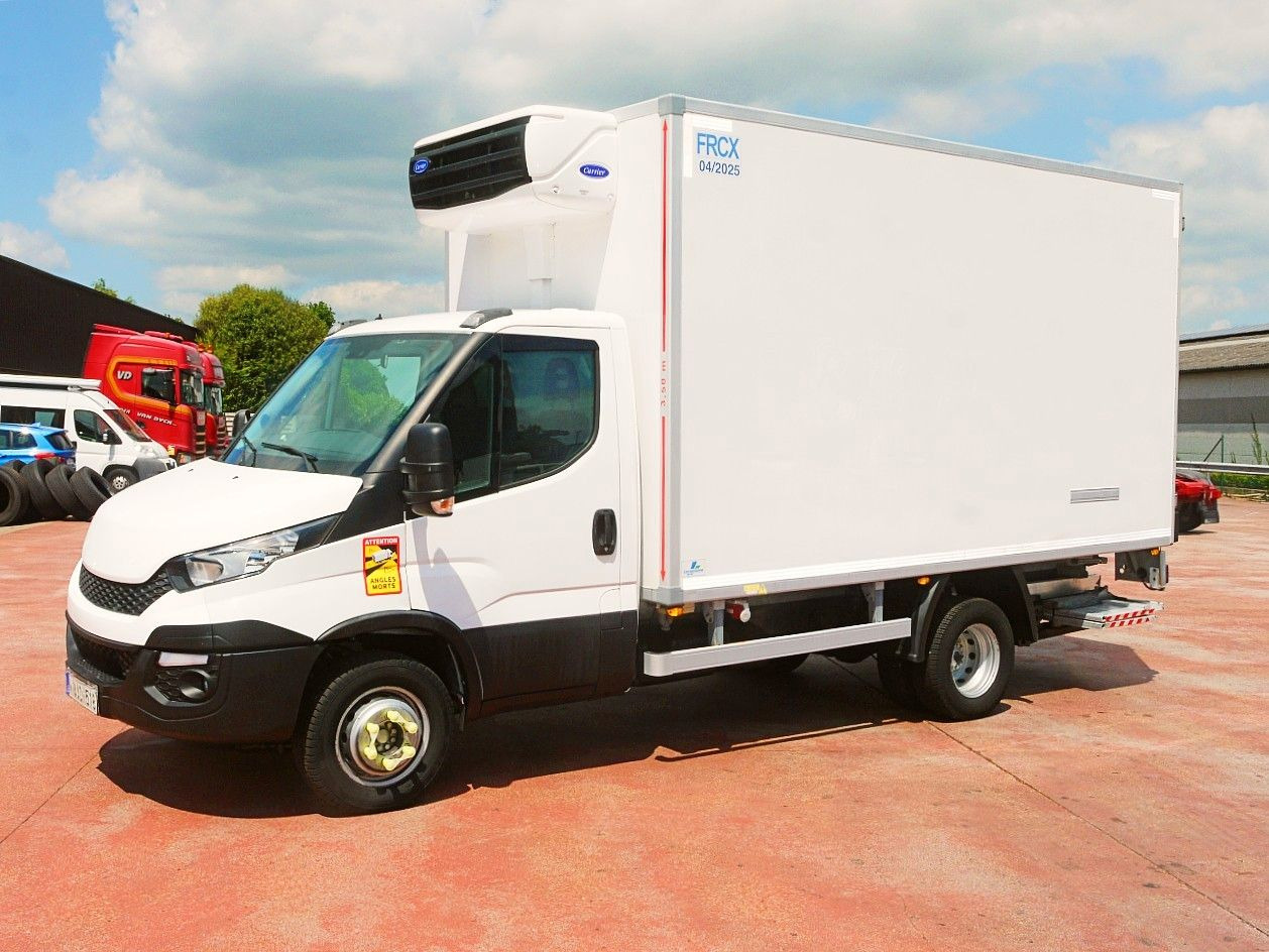 Iveco 70C17 KUHLKOFFER CARRIER XARIOS 500 A/C LUFT LBW - Carrinha frigorífica: foto 4 Iveco 70C17 KUHLKOFFER CARRIER XARIOS 500 A/C LUFT LBW - Carrinha frigorífica: foto 4