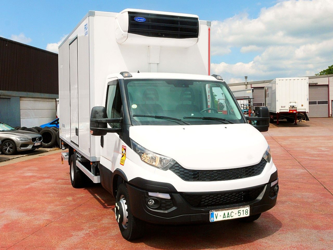 Iveco 70C17 KUHLKOFFER CARRIER XARIOS 500 A/C LUFT LBW - Carrinha frigorífica: foto 1 Iveco 70C17 KUHLKOFFER CARRIER XARIOS 500 A/C LUFT LBW - Carrinha frigorífica: foto 1