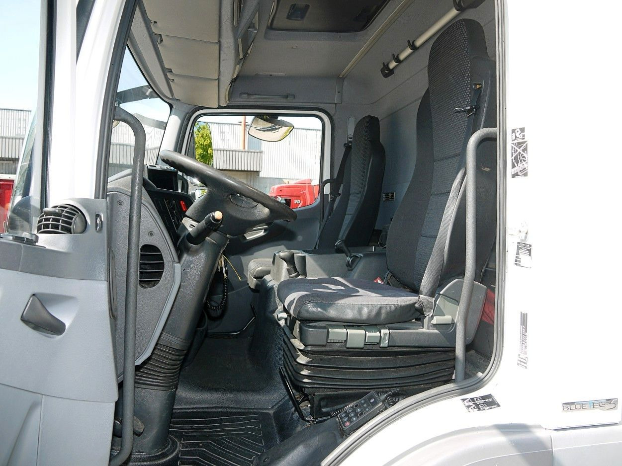 Camião furgão Mercedes-Benz 1318 ATEGO MEUBEL KOFFER LBW MANUAL  LUFTFEDERNG: foto 12