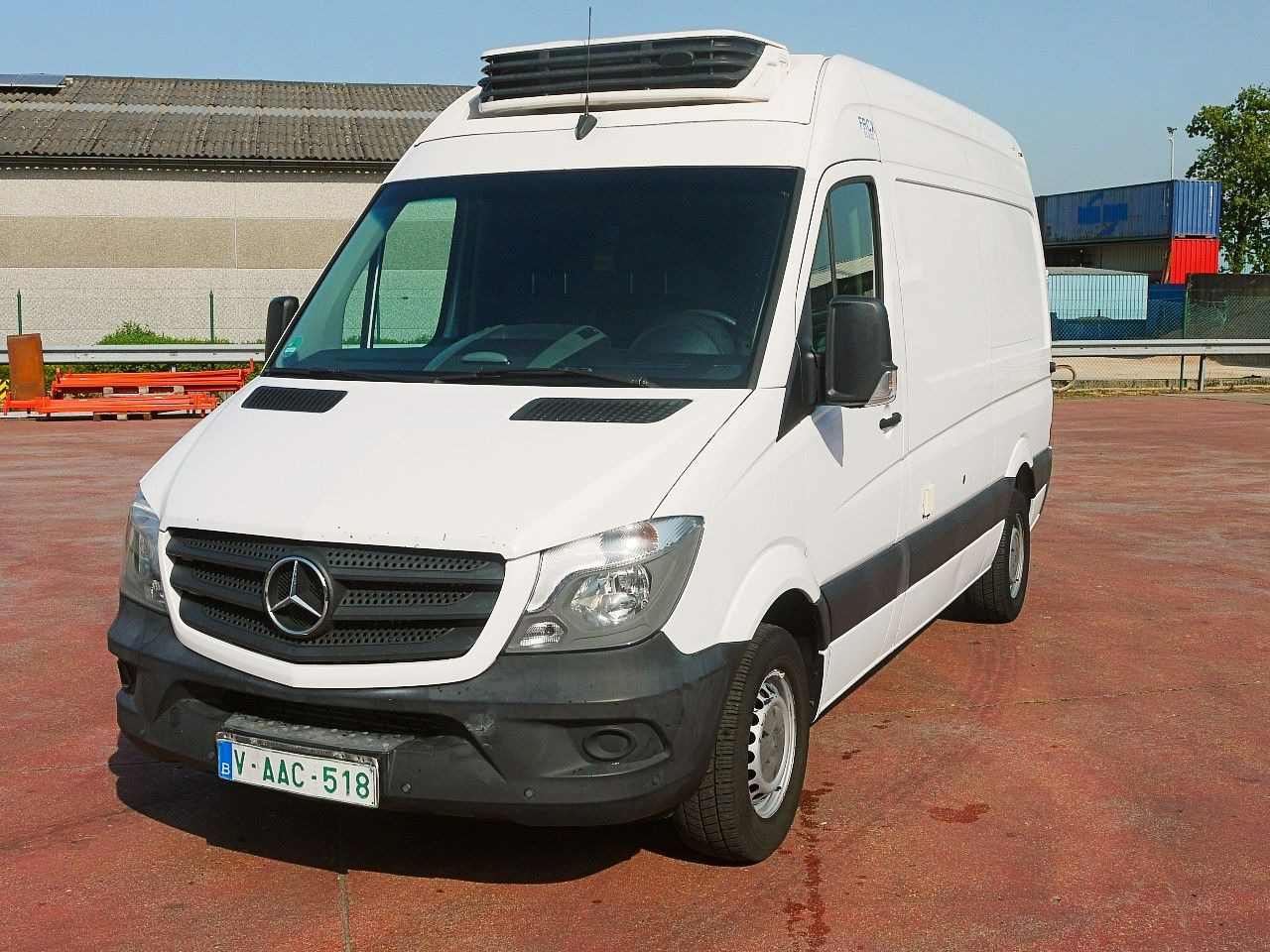 Mercedes-Benz 313 SPRINTER KUHLKASTENWAGEN CARRIER XARIOS -20C - Carrinha frigorífica: foto 5 Mercedes-Benz 313 SPRINTER KUHLKASTENWAGEN CARRIER XARIOS -20C - Carrinha frigorífica: foto 5