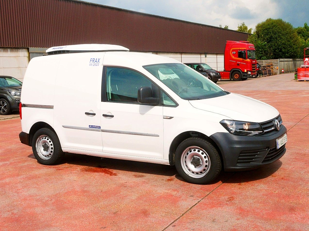 Volkswagen CADDY KUHLKASTENWAGEN KERSTNER -2c A/C - Carrinha frigorífica: foto 2 Volkswagen CADDY KUHLKASTENWAGEN KERSTNER -2c A/C - Carrinha frigorífica: foto 2