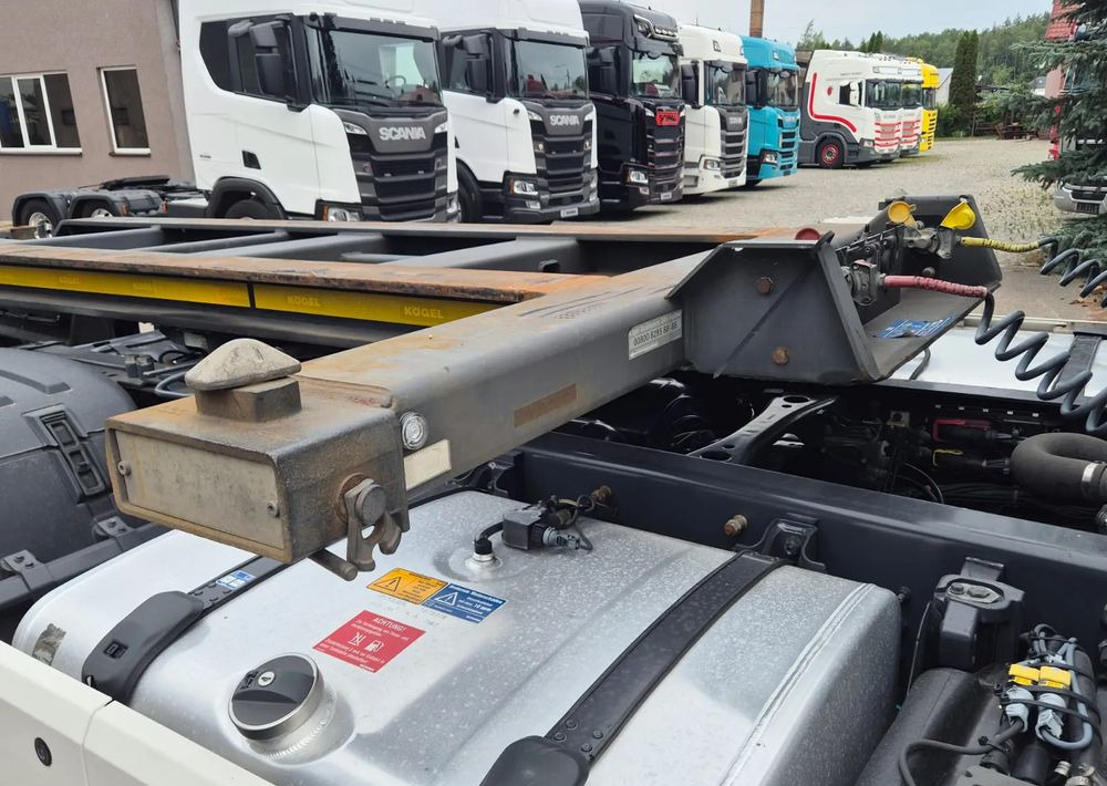 Semi-reboque transportador de contêineres/ Caixa móvel Kögel Podkontenerowa: foto 7