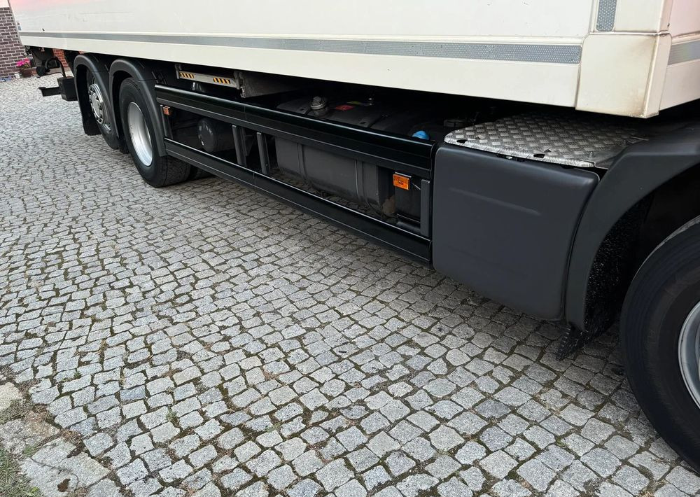 Camião frigorífico Scania P280: foto 14 Camião frigorífico Scania P280: foto 14