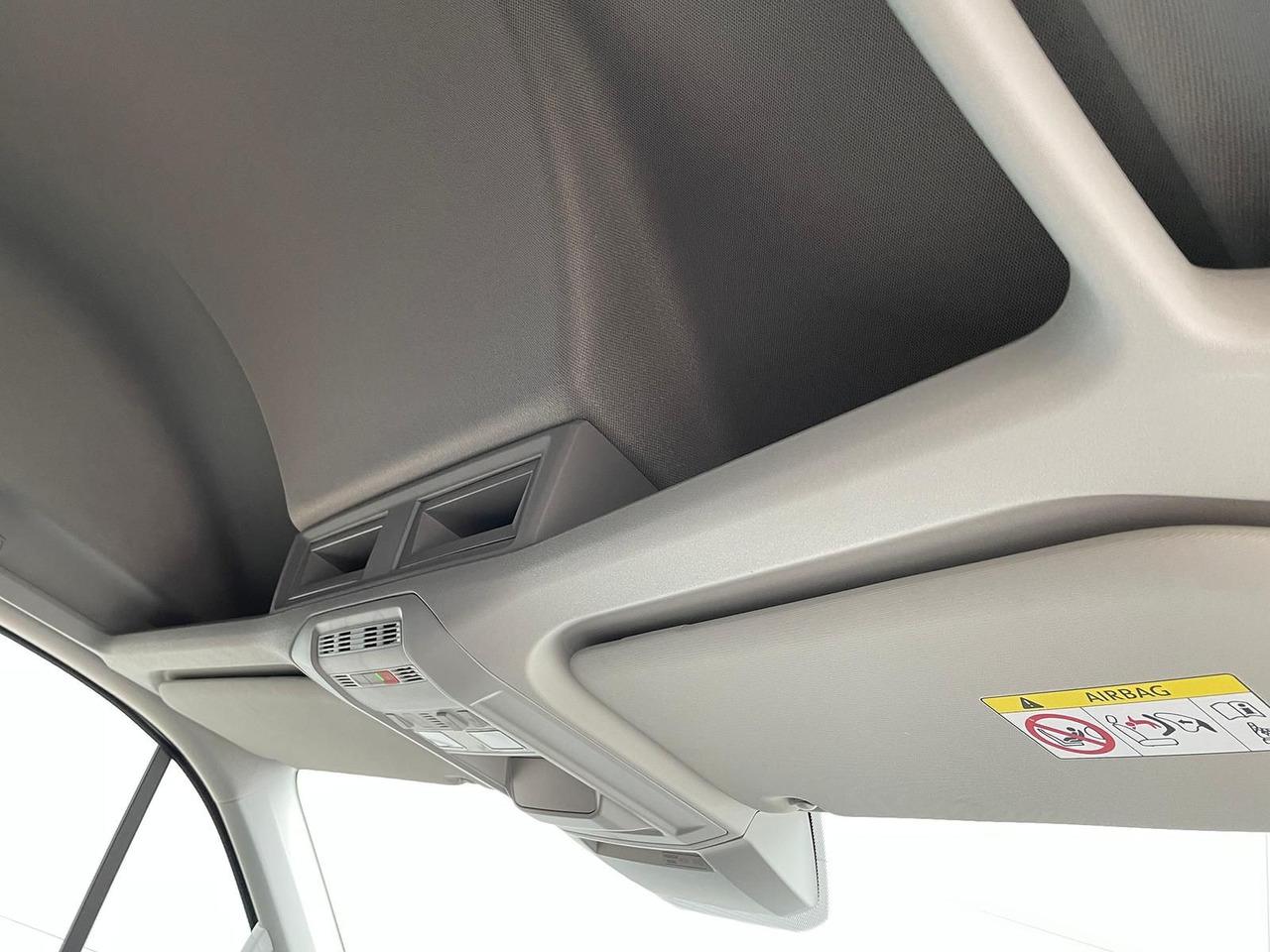 Automóvel MAN TGE 3.160 L4H3 KASTEN TEMPOMAT AHK SITZHZ DAB: foto 32 Automóvel MAN TGE 3.160 L4H3 KASTEN TEMPOMAT AHK SITZHZ DAB: foto 32