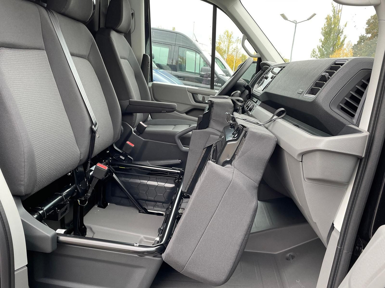 Automóvel MAN TGE 3.180 Kasten L5H3 4x4 ACC LED NAV SITZHZ AHK: foto 31