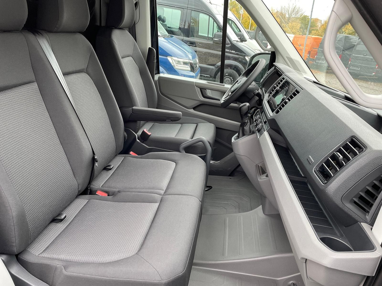 Automóvel MAN TGE 3.180 Kasten L5H3 4x4 ACC LED NAV SITZHZ AHK: foto 25