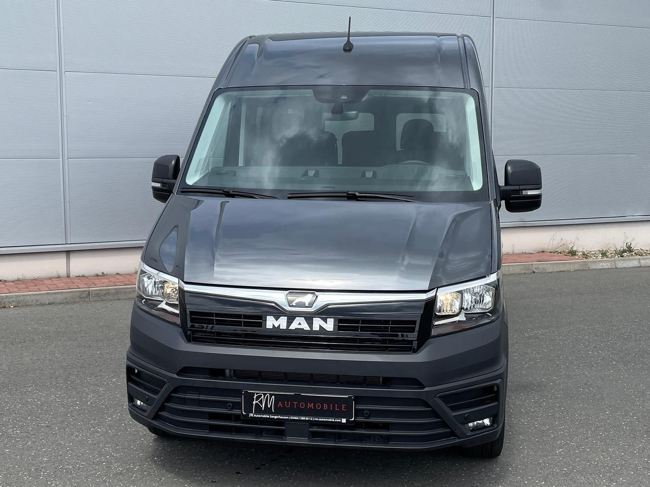 MAN TGE 3.180 Kombi L3H2 4x4 TEMPOMAT KAMERA 8-SITZE - Minibus, Furgão de passageiros: foto 4 MAN TGE 3.180 Kombi L3H2 4x4 TEMPOMAT KAMERA 8-SITZE - Minibus, Furgão de passageiros: foto 4