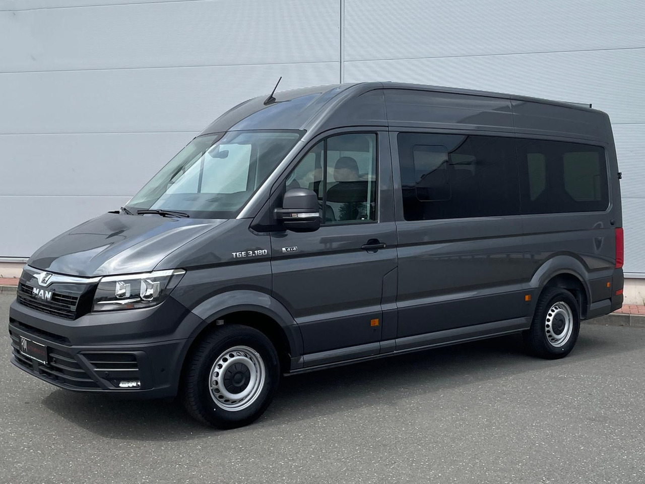 MAN TGE 3.180 Kombi L3H2 4x4 TEMPOMAT KAMERA 8-SITZE - Minibus, Furgão de passageiros: foto 1 MAN TGE 3.180 Kombi L3H2 4x4 TEMPOMAT KAMERA 8-SITZE - Minibus, Furgão de passageiros: foto 1