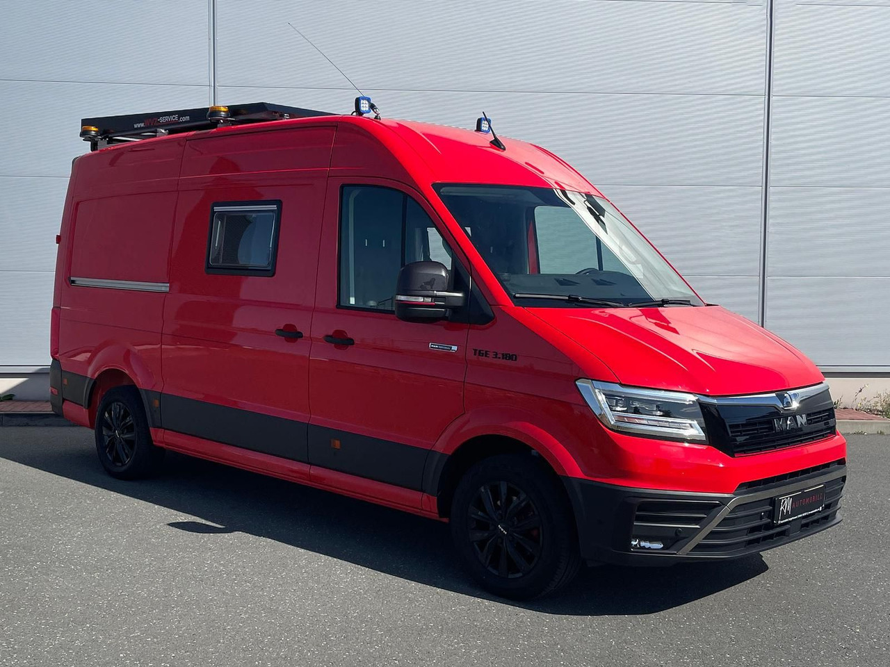 MAN TGE 3.180 L3H3 Individual S BF3+ BEGLEITFAHRZEUG - Furgão: foto 2 MAN TGE 3.180 L3H3 Individual S BF3+ BEGLEITFAHRZEUG - Furgão: foto 2