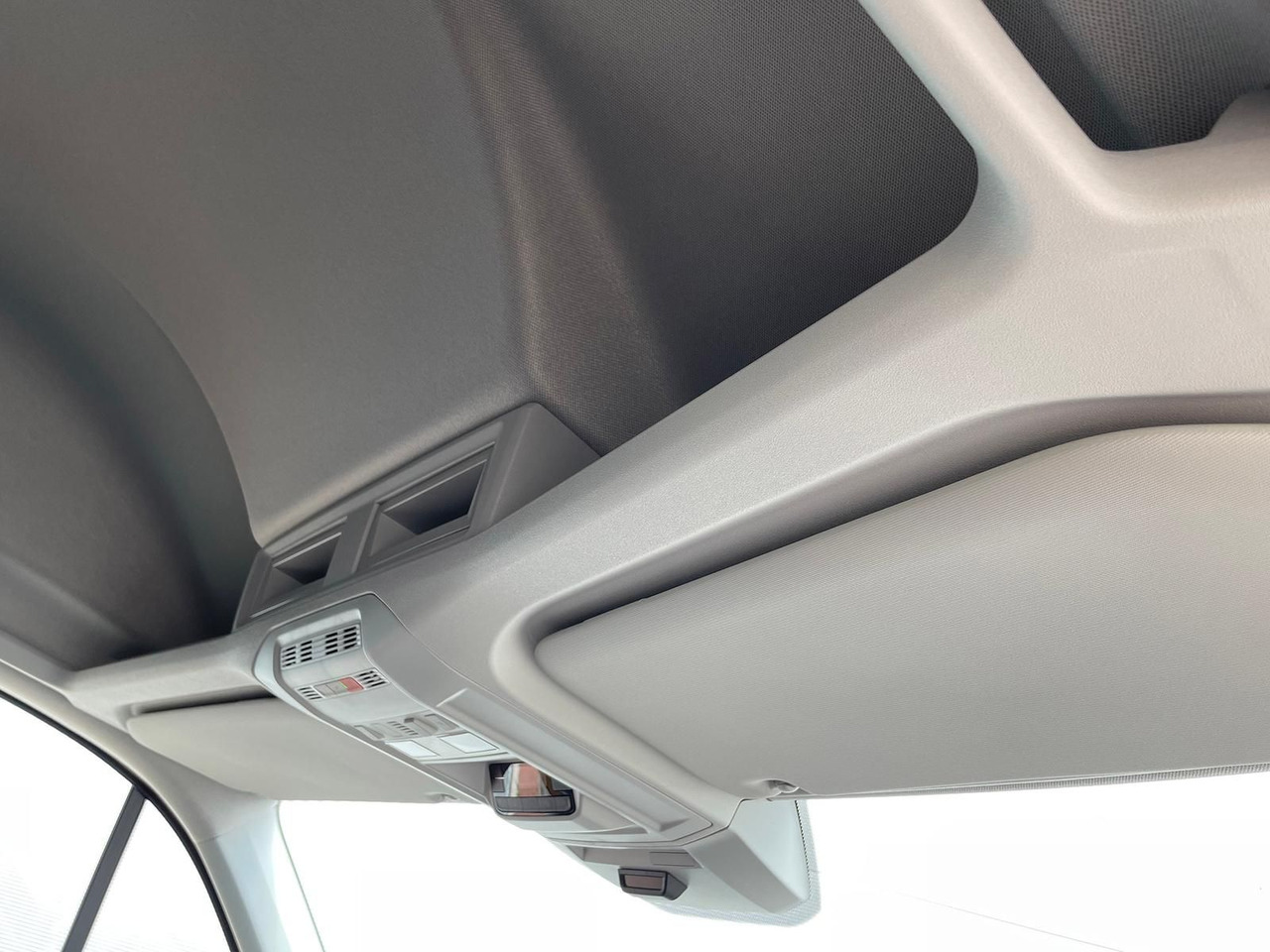 Carrinha cabine dupla novo MAN TGE 3.180 L3H3 MIXTO Individual Lion S ACC LED: foto 38