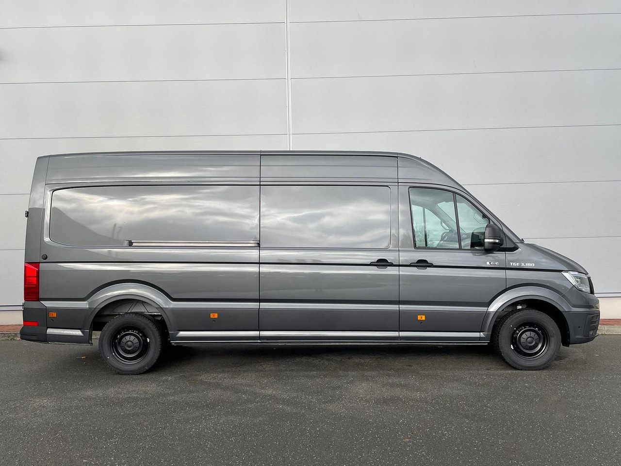MAN TGE 3.180 L4H3 Kasten 4x4 DIFF AHK ACC - Automóvel: foto 5 MAN TGE 3.180 L4H3 Kasten 4x4 DIFF AHK ACC - Automóvel: foto 5