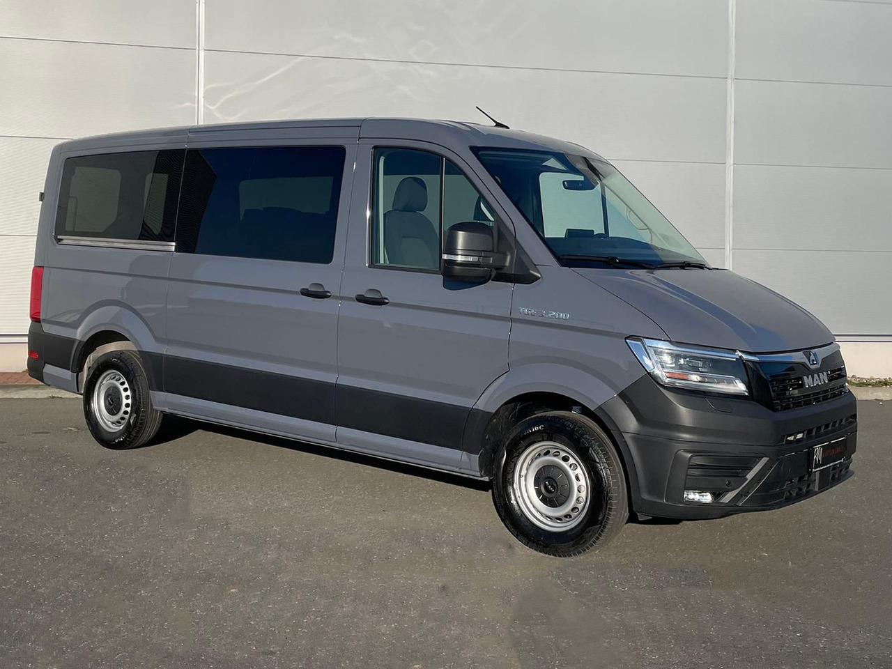MAN TGE 3.200 L3H2 Kombi 8SITZE ACC LED STANDHZ DAB - Furgão: foto 2 MAN TGE 3.200 L3H2 Kombi 8SITZE ACC LED STANDHZ DAB - Furgão: foto 2