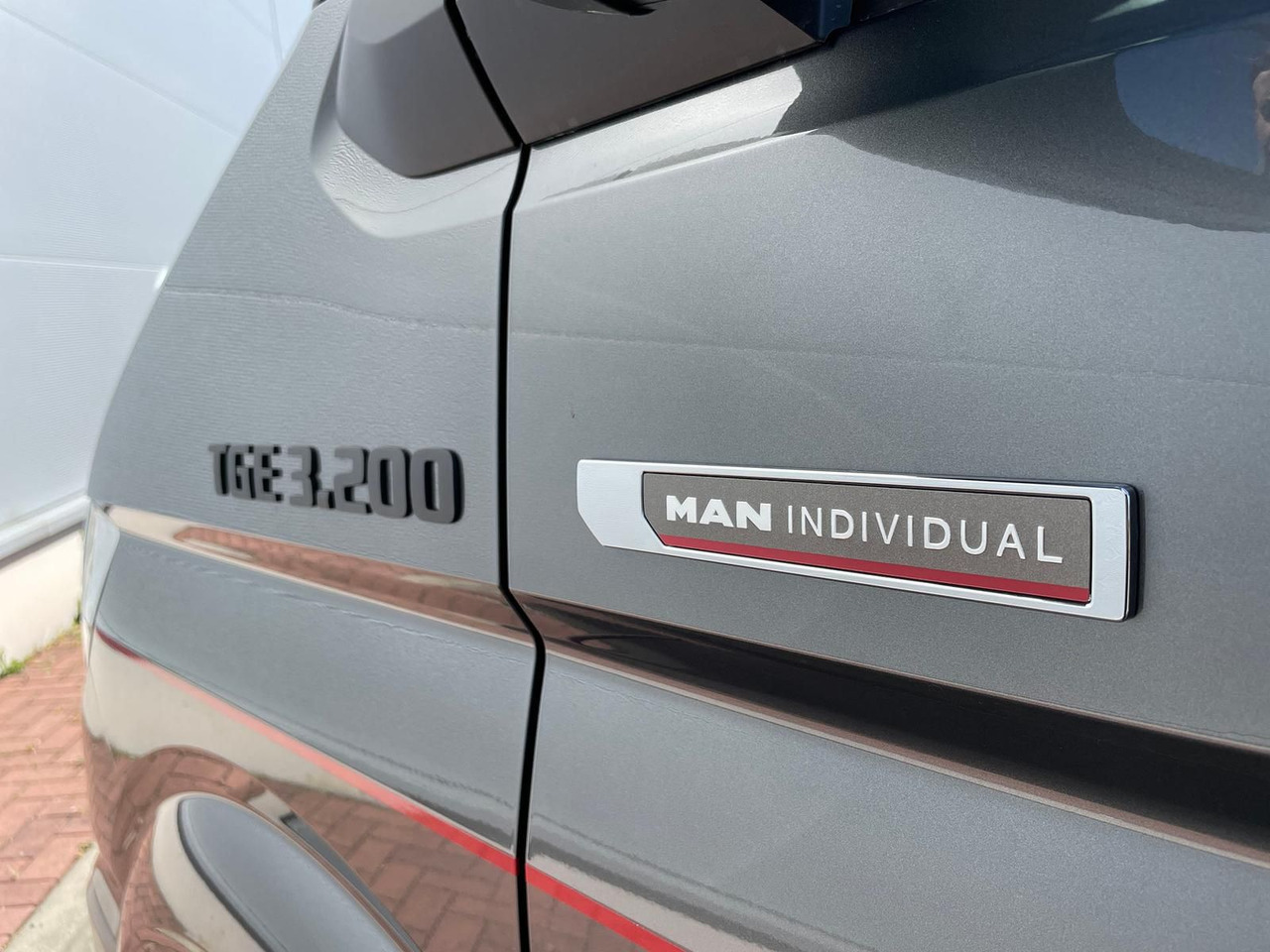 Automóvel MAN TGE 3.200 L3H2 MIXTO 4x4 Individual S ACC STHZ: foto 38