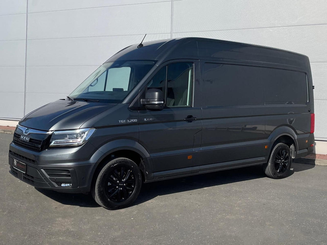 MAN TGE 3.200 L3H3 Kasten 4x4 CAMPER DREHSITZE AHK - Furgão: foto 1 MAN TGE 3.200 L3H3 Kasten 4x4 CAMPER DREHSITZE AHK - Furgão: foto 1