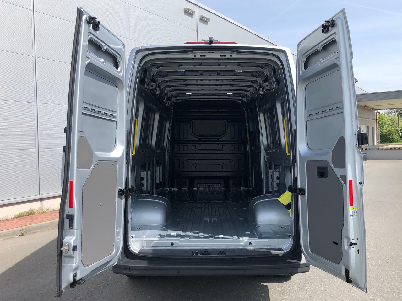 Furgão MAN TGE 5.160 Kasten L4H3 5t NAVI SITZHZ STANDHZ KAM: foto 11