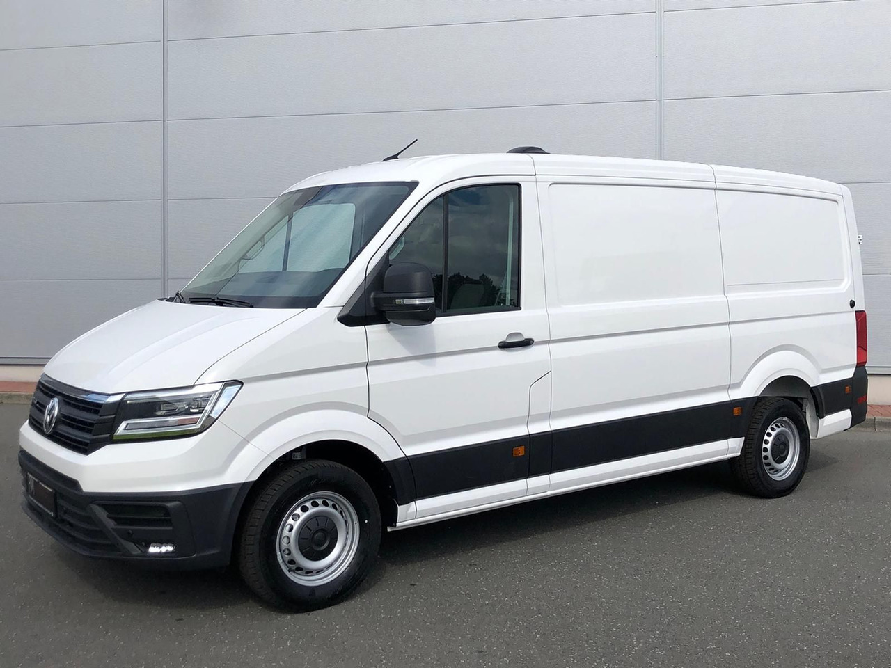 Volkswagen Crafter Kasten 35 L3H2 4MOTION LED PDC - Furgão: foto 1 Volkswagen Crafter Kasten 35 L3H2 4MOTION LED PDC - Furgão: foto 1