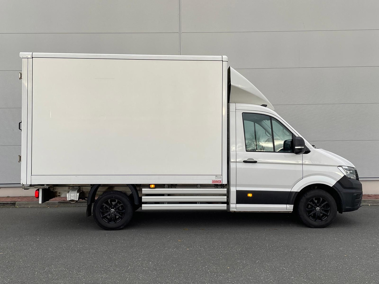 Volkswagen Crafter Koffer mittellang LED DAB SITZH - Carrinha de contentor: foto 5 Volkswagen Crafter Koffer mittellang LED DAB SITZH - Carrinha de contentor: foto 5