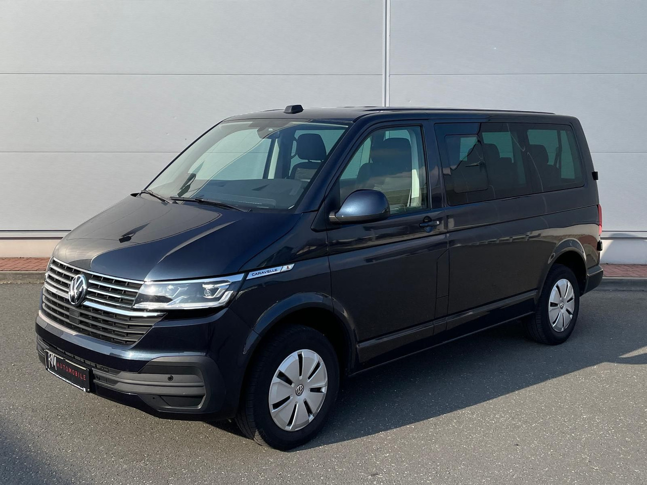 Volkswagen T6.1 Caravelle Comfortline NAV LED TEMP DAB PDC - Furgão de passageiros: foto 1 Volkswagen T6.1 Caravelle Comfortline NAV LED TEMP DAB PDC - Furgão de passageiros: foto 1