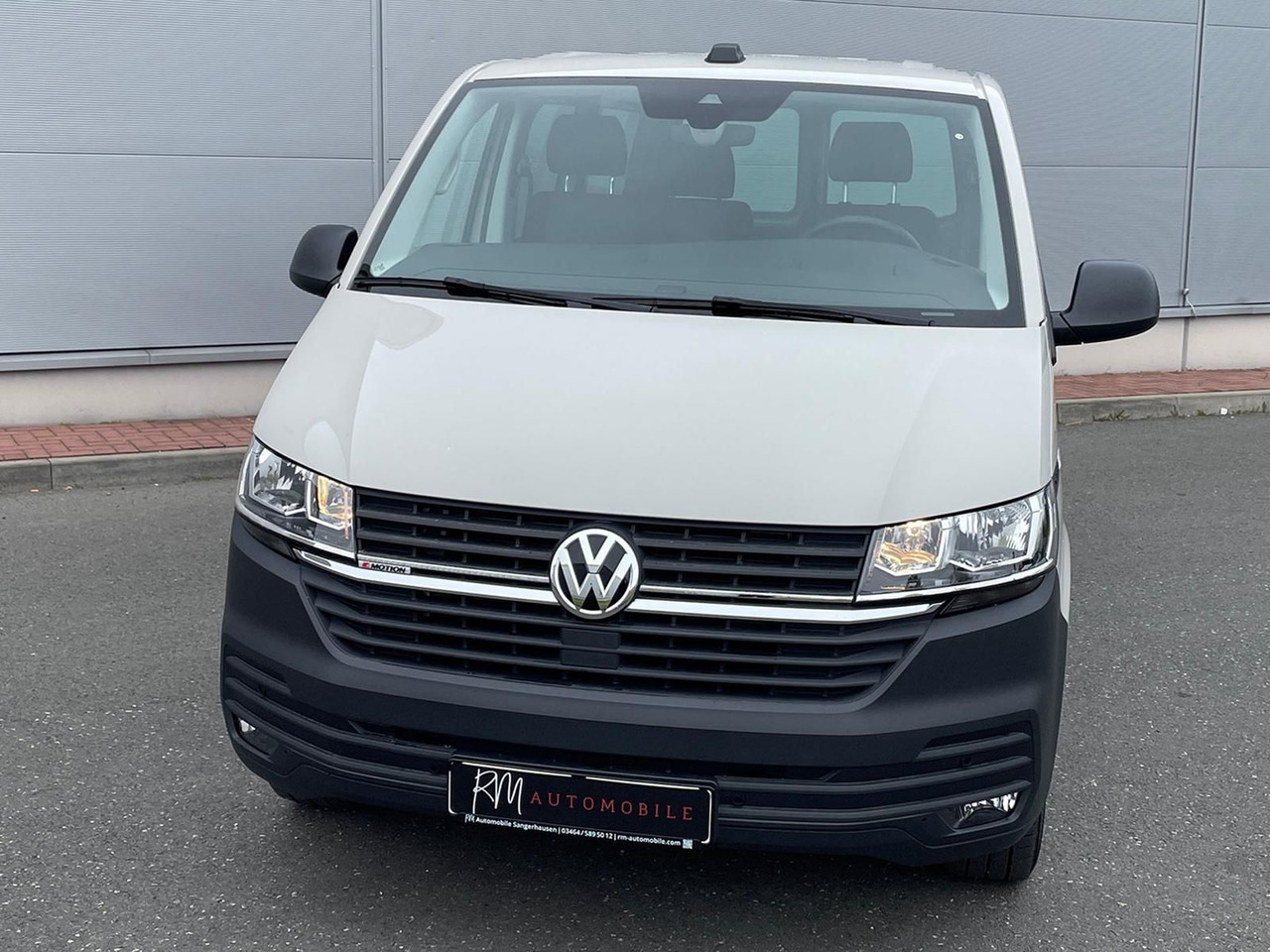 Volkswagen T6.1 Transporter 2.0 TDI lang 4MOTION SITZHZ NAV - Furgão: foto 4 Volkswagen T6.1 Transporter 2.0 TDI lang 4MOTION SITZHZ NAV - Furgão: foto 4