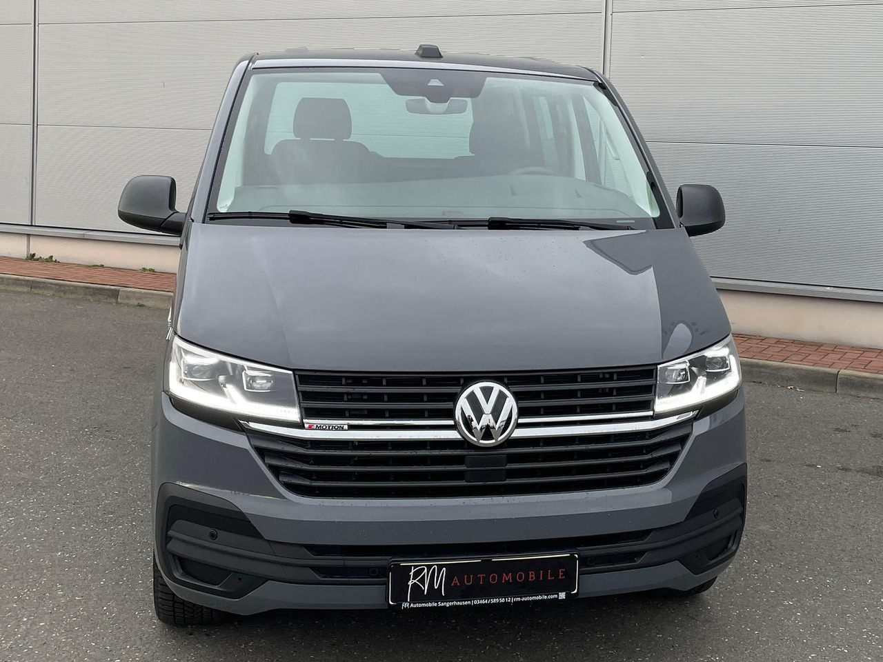 Volkswagen T6.1 Transporter 4MOTION NAVI STANDHZ ACC PDC - Furgão de passageiros: foto 4 Volkswagen T6.1 Transporter 4MOTION NAVI STANDHZ ACC PDC - Furgão de passageiros: foto 4