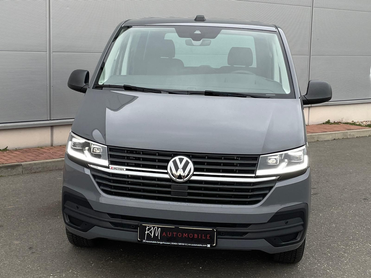 Volkswagen T6.1 Transporter 4MOTION NAVI STANDHZ ACC PDC - Furgão de passageiros: foto 3 Volkswagen T6.1 Transporter 4MOTION NAVI STANDHZ ACC PDC - Furgão de passageiros: foto 3