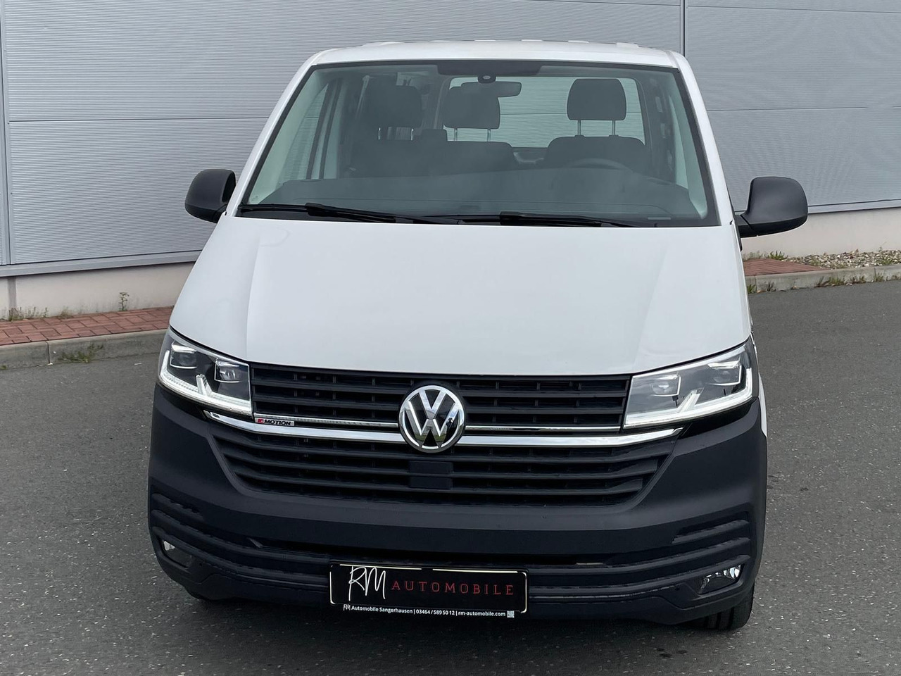 Volkswagen T6.1 Transporter Kasten lang 4M MFL LED TEMPOMAT - Furgão: foto 4 Volkswagen T6.1 Transporter Kasten lang 4M MFL LED TEMPOMAT - Furgão: foto 4