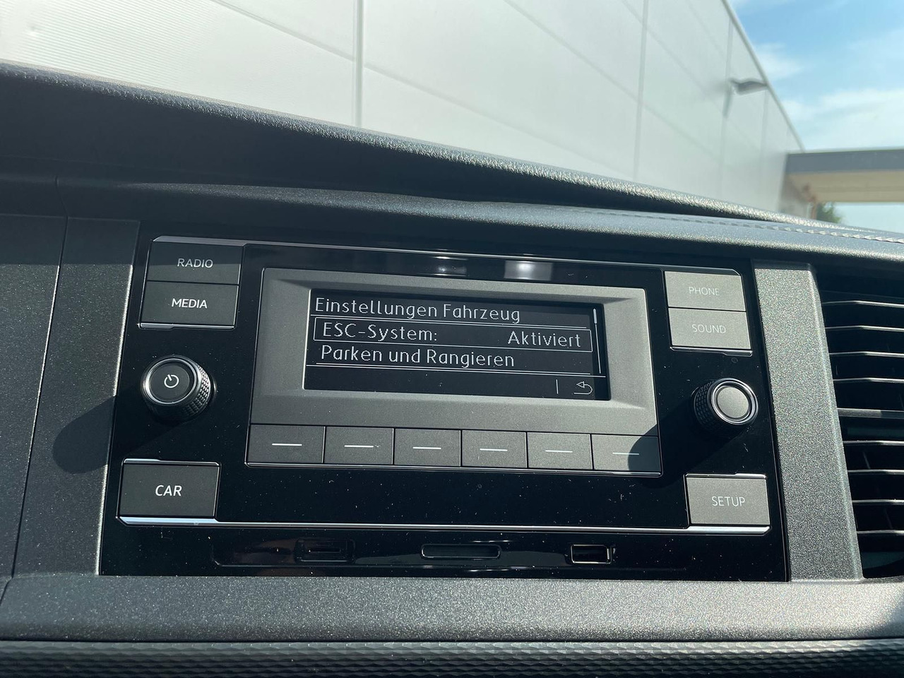 Furgão, Carrinha cabine dupla Volkswagen T6.1 Transporter MIXTO LR 2.0 TDI KLIMA PDC: foto 25 Furgão, Carrinha cabine dupla Volkswagen T6.1 Transporter MIXTO LR 2.0 TDI KLIMA PDC: foto 25