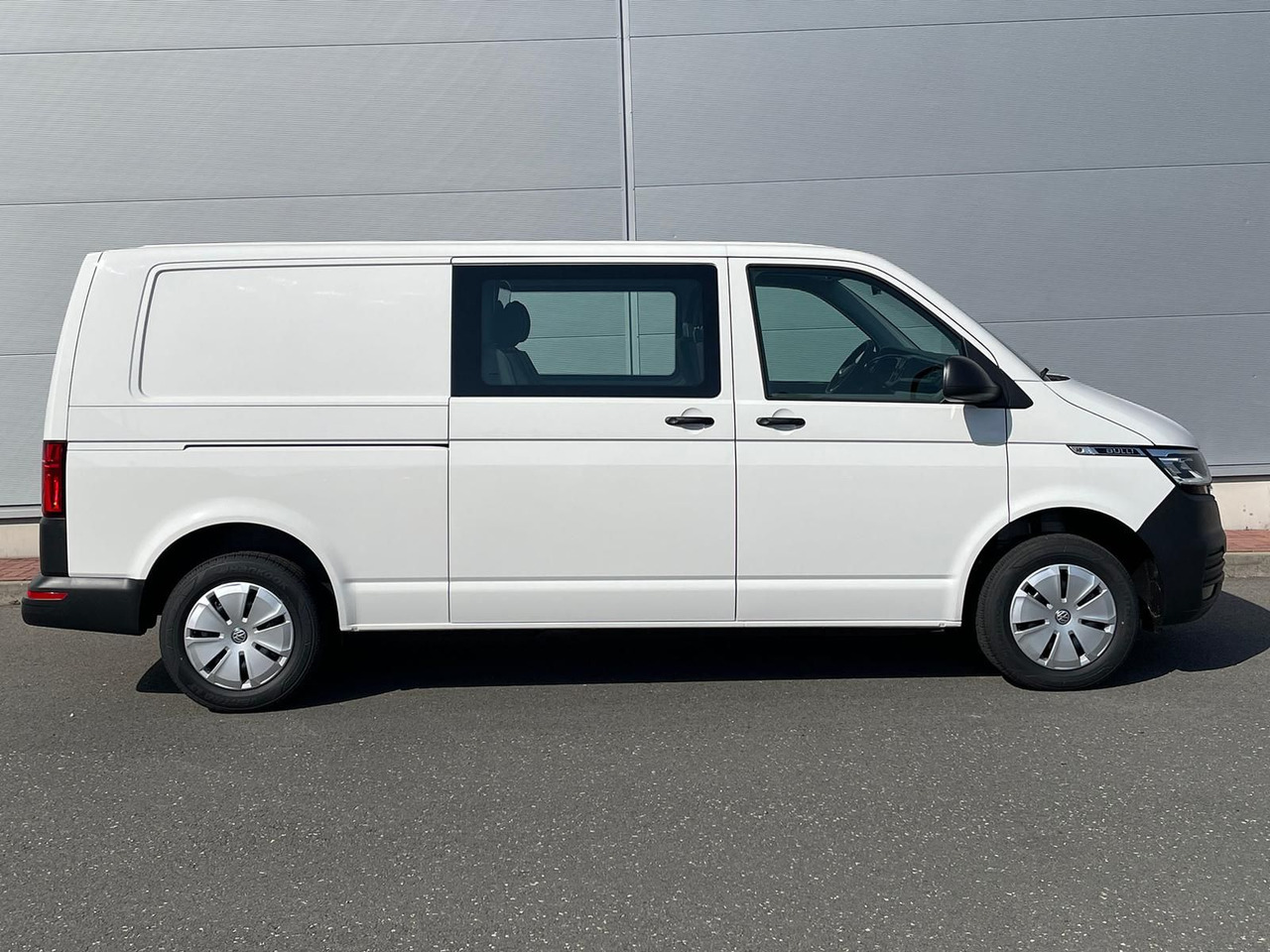 Volkswagen T6.1 Transporter MIXTO lang 4M MFL LED TEMPOMAT - Furgão de passageiros: foto 5 Volkswagen T6.1 Transporter MIXTO lang 4M MFL LED TEMPOMAT - Furgão de passageiros: foto 5
