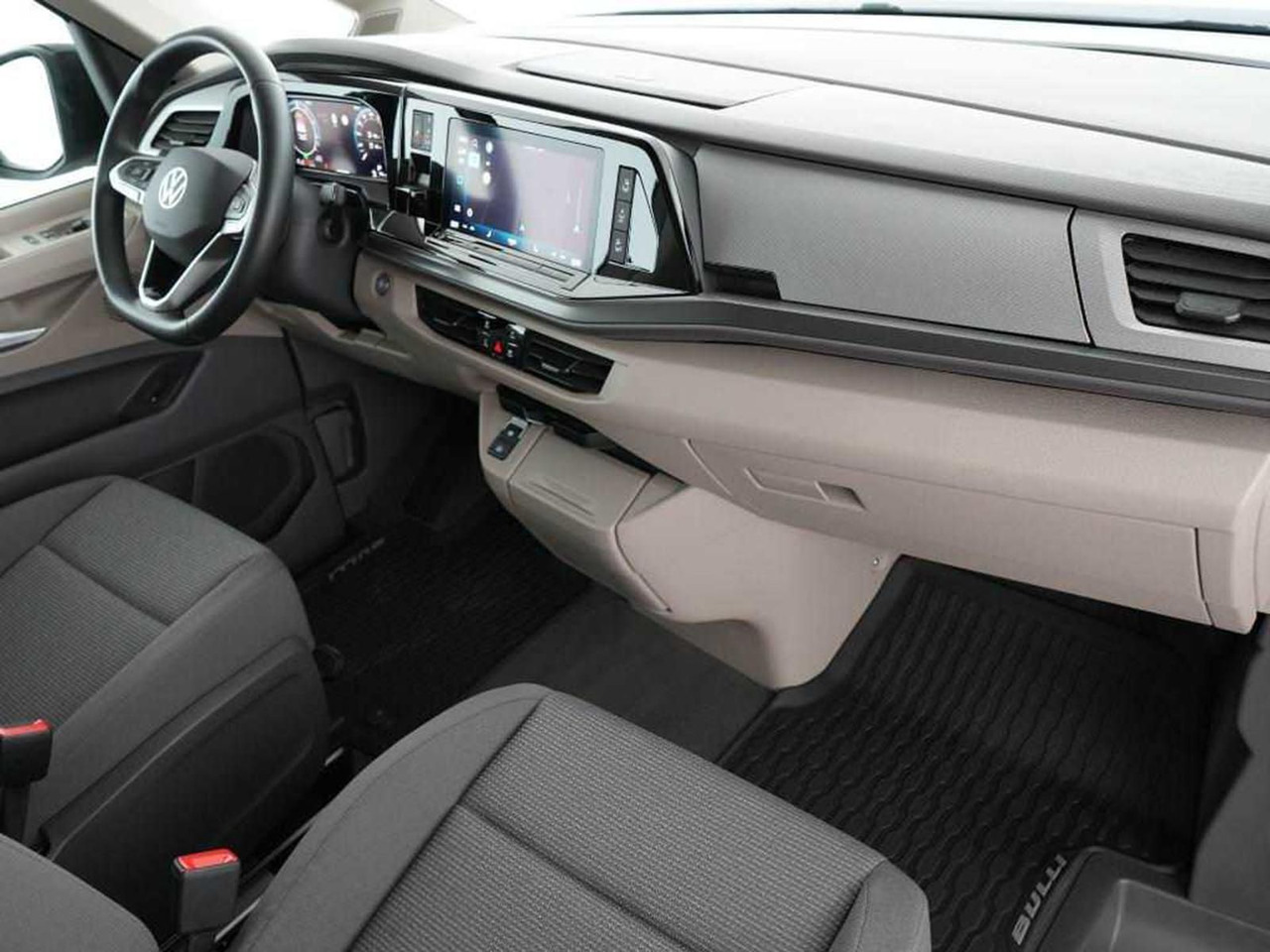 Volkswagen T7 Multivan eHybrid lang 4MOTION NAVI AHK ACC - Furgão de passageiros: foto 3 Volkswagen T7 Multivan eHybrid lang 4MOTION NAVI AHK ACC - Furgão de passageiros: foto 3