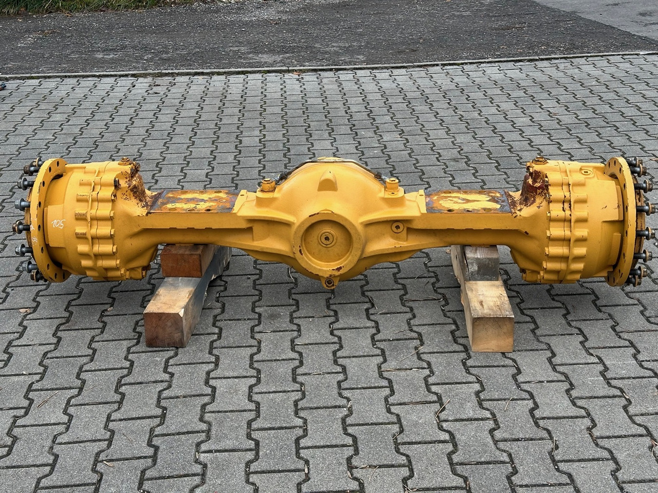 LIEBHERR Original Hinterachse-Planetenstarrachse Typ:MT-L3085. ID-Nr.10022957 – ID-Nr.10425800. L544-443, L544-445, L550-456, L554-453, L556-454. #10425800.1789310# - Eixo traseiro por Pá carregadora de rodas: foto 4 LIEBHERR Original Hinterachse-Planetenstarrachse Typ:MT-L3085. ID-Nr.10022957 – ID-Nr.10425800. L544-443, L544-445, L550-456, L554-453, L556-454. #10425800.1789310# - Eixo traseiro por Pá carregadora de rodas: foto 4