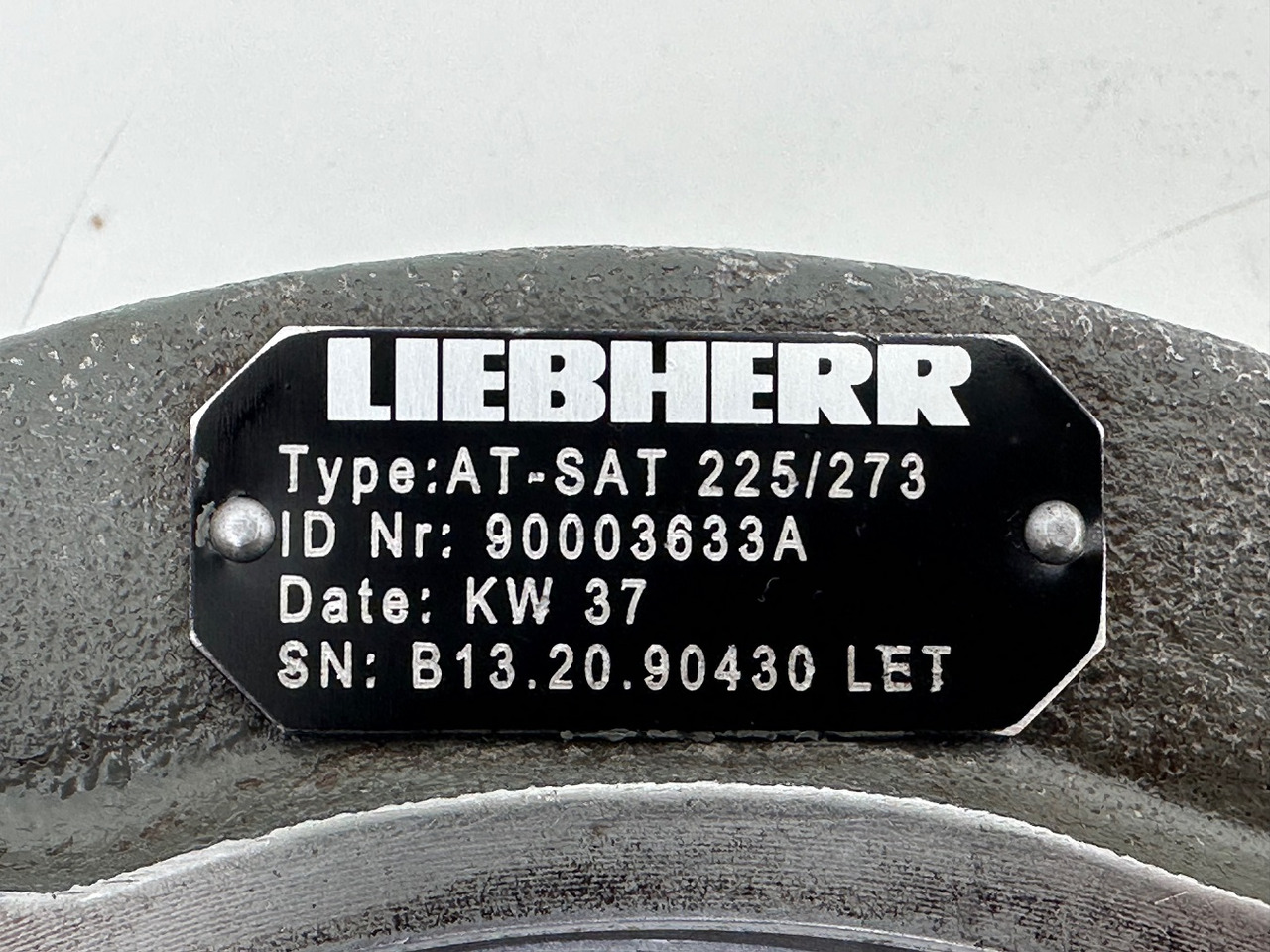 Motor de giro por Escavadeira LIEBHERR Original Schwenkantrieb Typ: AT-SAT225/273,SAT225/229. ID-Nr.90003633A-ID-Nr.932151201-ID-Nr.932871301-ID-Nr.90003632-ID-Nr.970463801. A314,A316,A900,A904,R313,R317,R900,R904. #B13.20.90430#: foto 21