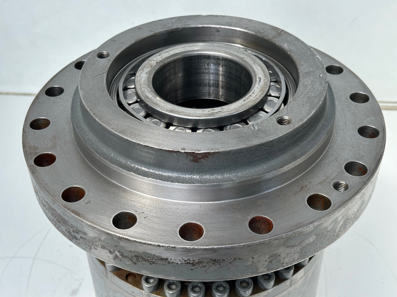 Motor de giro por Escavadeira Liebherr Abtriebswellengehäuse ID-Nr.90015650 - Innenrad ID-Nr.90015651 inkl. beiden Kegelrollenlager ID-Nr.761008503 - ID-Nr.10195527.  SAT225/268 - SAT250/278 - SAT250/283.   #11501.31885#: foto 14