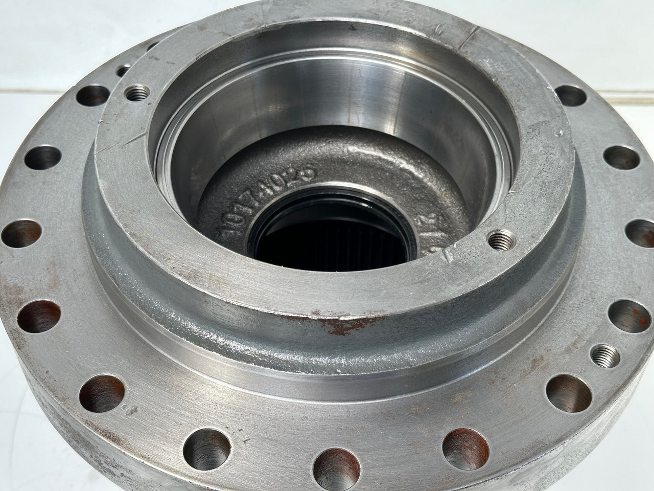 Motor de giro por Escavadeira Liebherr Abtriebswellengehäuse ID-Nr.90015650 - Innenrad ID-Nr.90015651 inkl. beiden Kegelrollenlager ID-Nr.761008503 - ID-Nr.10195527.  SAT225/268 - SAT250/278 - SAT250/283.   #11501.31885#: foto 16
