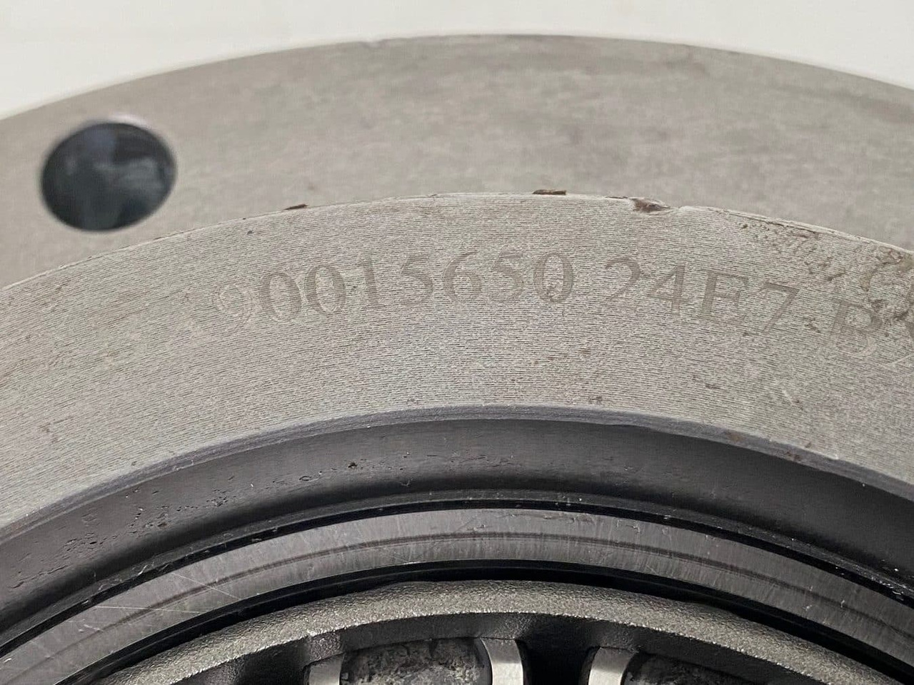 Motor de giro por Escavadora de rastos Liebherr Abtriebswellengehäuse ID-Nr.90015650 and Kegelrollenlager ID-Nr.761008503.: foto 13 Motor de giro por Escavadora de rastos Liebherr Abtriebswellengehäuse ID-Nr.90015650 and Kegelrollenlager ID-Nr.761008503.: foto 13