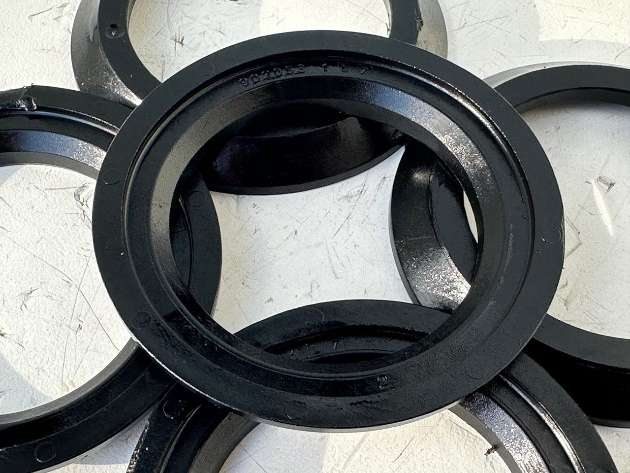 Liebherr Distanzscheibe ID-Nr.90205841. FAT350P126 - FAT350P138. R920 - R922 - R924 - R925 - R926 - R930 T. #90205841.11.11# - Caixa de velocidade por Máquina de construção: foto 4 Liebherr Distanzscheibe ID-Nr.90205841. FAT350P126 - FAT350P138. R920 - R922 - R924 - R925 - R926 - R930 T. #90205841.11.11# - Caixa de velocidade por Máquina de construção: foto 4