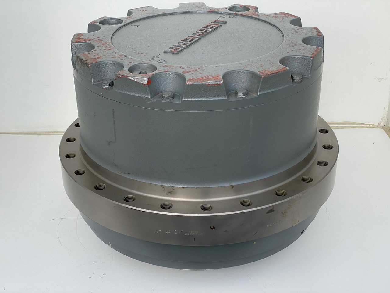 Liebherr Fahrantrieb FAT450P123, ID-Nr.90202516 - ID-Nr.90202517. LOS954, R940, R946, R950, R954, R956. #159-04# - Comando final por Escavadora de rastos: foto 1 Liebherr Fahrantrieb FAT450P123, ID-Nr.90202516 - ID-Nr.90202517. LOS954, R940, R946, R950, R954, R956. #159-04# - Comando final por Escavadora de rastos: foto 1