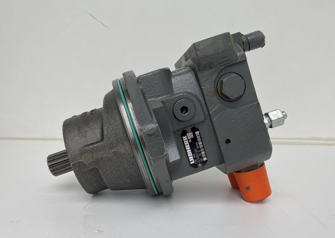 Liebherr Hydraulikeinbaumotor FMF045, ID-Nr.11432813. A913 COMP, A914 COMP, A914, A916 COMP ,A916, A918 COMP, A918, A920, A922 RAIL, A924 RAIL, LH18, R914 COMP, R914, R918, R920 K-LC,R920 K-NLC. #1055 - Motor de giro por Máquina de construção: foto 1 Liebherr Hydraulikeinbaumotor FMF045, ID-Nr.11432813. A913 COMP, A914 COMP, A914, A916 COMP ,A916, A918 COMP, A918, A920, A922 RAIL, A924 RAIL, LH18, R914 COMP, R914, R918, R920 K-LC,R920 K-NLC. #1055 - Motor de giro por Máquina de construção: foto 1