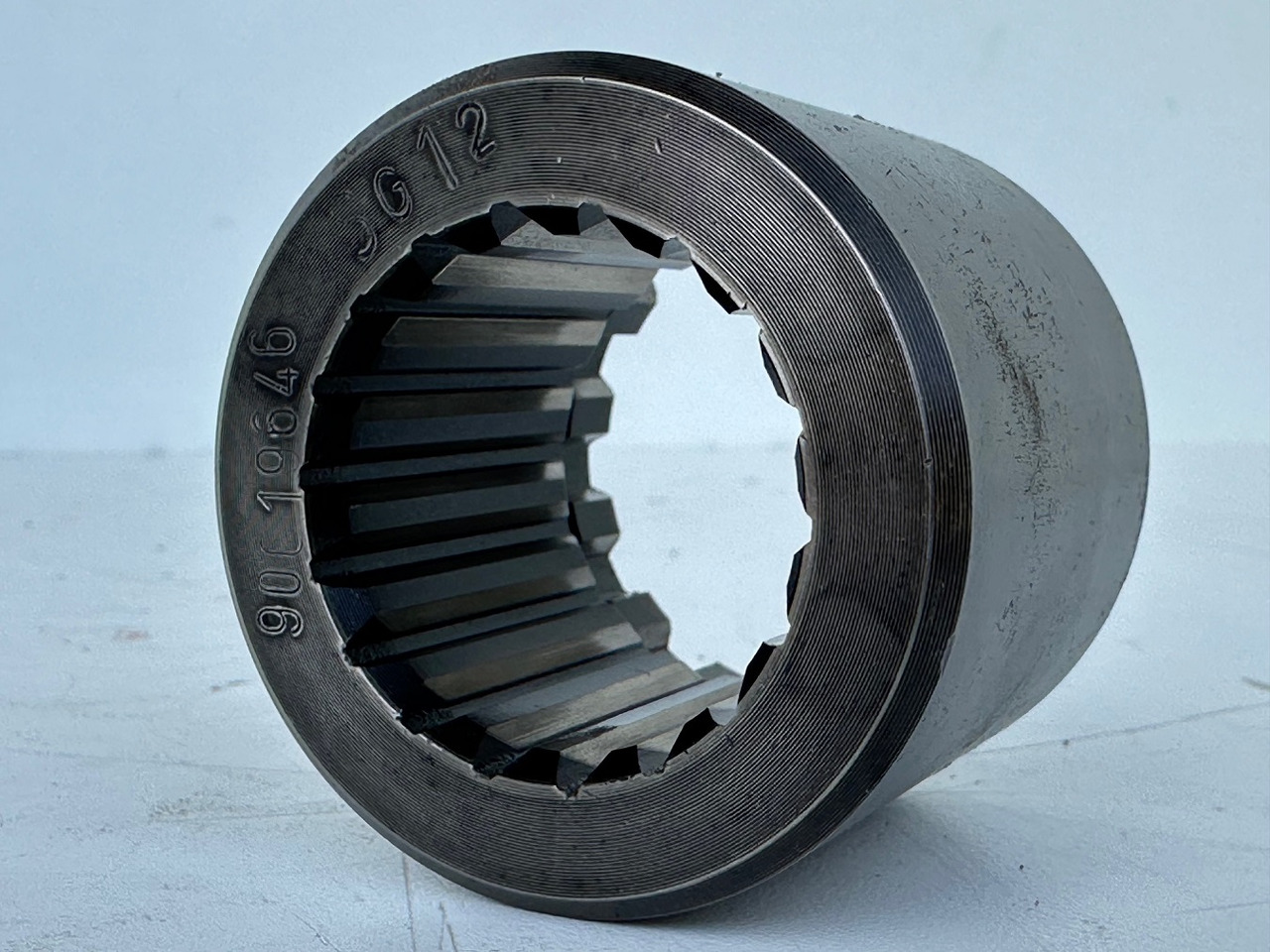 Liebherr Nabe. ID-Nr.90019646. SAT325/274. R946, R950, RZG390. #90019646.FR.40254# - Motor de giro por Escavadora de rastos: foto 2 Liebherr Nabe. ID-Nr.90019646. SAT325/274. R946, R950, RZG390. #90019646.FR.40254# - Motor de giro por Escavadora de rastos: foto 2