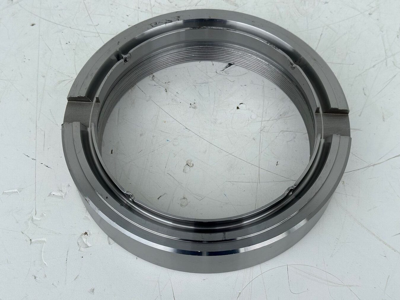 Liebherr Original Nutmutter ID-Nr.9443117 - ID-Nr.944311703. LH110,A974,LOS974,P974,P976,R974,R976,R980,P994,P995,R944,R995. #944311703.31.07# - Motor de giro por Máquina de construção: foto 1 Liebherr Original Nutmutter ID-Nr.9443117 - ID-Nr.944311703. LH110,A974,LOS974,P974,P976,R974,R976,R980,P994,P995,R944,R995. #944311703.31.07# - Motor de giro por Máquina de construção: foto 1