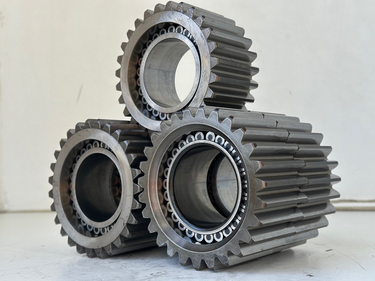 Liebherr Planetenrad ID-Nr.90024935. FAT400P112 - FAT400P130 - FAT400P139. R926, R928, R930, R934, R936, R938, R940, R944, R946, R950 T. #90024935.01.51139# - Caixa de velocidade por Máquina de construção: foto 2 Liebherr Planetenrad ID-Nr.90024935. FAT400P112 - FAT400P130 - FAT400P139. R926, R928, R930, R934, R936, R938, R940, R944, R946, R950 T. #90024935.01.51139# - Caixa de velocidade por Máquina de construção: foto 2