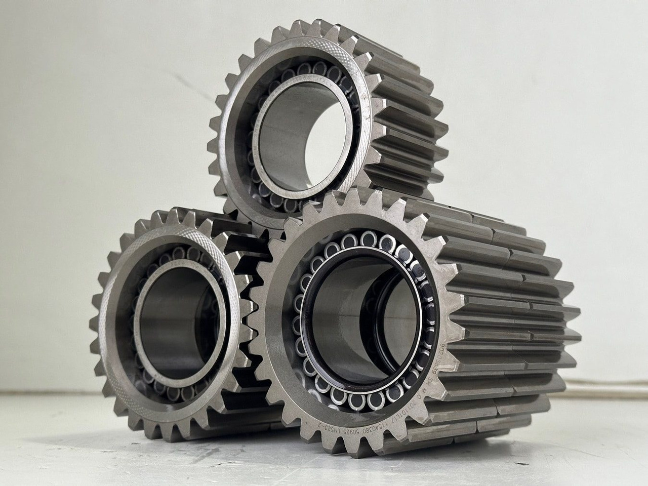 Liebherr Planetenrad ID-Nr.90205840. FAT350P126 - FAT350P138. R920 - R922 - R924 - R925 - R926 - R930 T. #90205840.04.11# - Comando final por Máquina de construção: foto 2 Liebherr Planetenrad ID-Nr.90205840. FAT350P126 - FAT350P138. R920 - R922 - R924 - R925 - R926 - R930 T. #90205840.04.11# - Comando final por Máquina de construção: foto 2