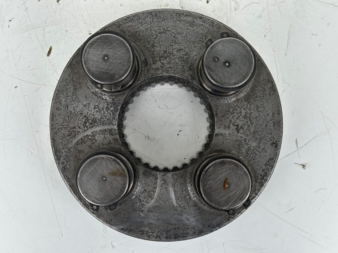 Motor de giro por Máquina de construção Liebherr Planetenträger ID-Nr.944306303 - ID-Nr.9443063.  A924, A934, LH30, LH35, R906, R916, R922, R924, R926, R932, R934, R944.  #944306303.E5.058#: foto 7