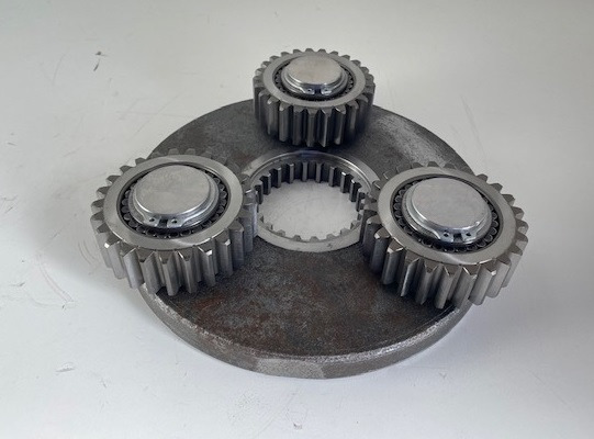 Liebherr Planetenträger and Planetenräder ID-Nr.90024981 - ID-Nr.90024983. FAT325P113, FAT325P115, FAT325P119. #N5021# - Comando final por Máquina de construção: foto 2 Liebherr Planetenträger and Planetenräder ID-Nr.90024981 - ID-Nr.90024983. FAT325P113, FAT325P115, FAT325P119. #N5021# - Comando final por Máquina de construção: foto 2