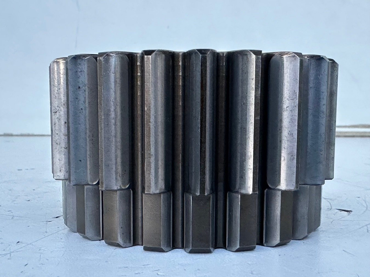 Liebherr Sonnenrad ID-Nr.90002821. FAT400P112, FAT400P130, FAT400P139. R926, R928, R930, R934, R936, R938, R940, R944, R946, R950 T. #01.51139# - Transmissão por Máquina de construção: foto 5 Liebherr Sonnenrad ID-Nr.90002821. FAT400P112, FAT400P130, FAT400P139. R926, R928, R930, R934, R936, R938, R940, R944, R946, R950 T. #01.51139# - Transmissão por Máquina de construção: foto 5