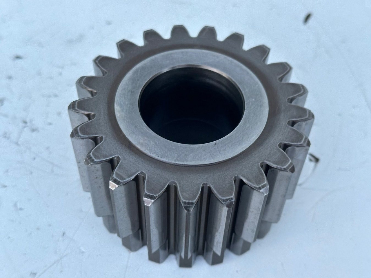 Liebherr Sonnenrad ID-Nr.90002821. FAT400P112, FAT400P130, FAT400P139. R926, R928, R930, R934, R936, R938, R940, R944, R946, R950 T. #01.51139# - Transmissão por Máquina de construção: foto 4 Liebherr Sonnenrad ID-Nr.90002821. FAT400P112, FAT400P130, FAT400P139. R926, R928, R930, R934, R936, R938, R940, R944, R946, R950 T. #01.51139# - Transmissão por Máquina de construção: foto 4